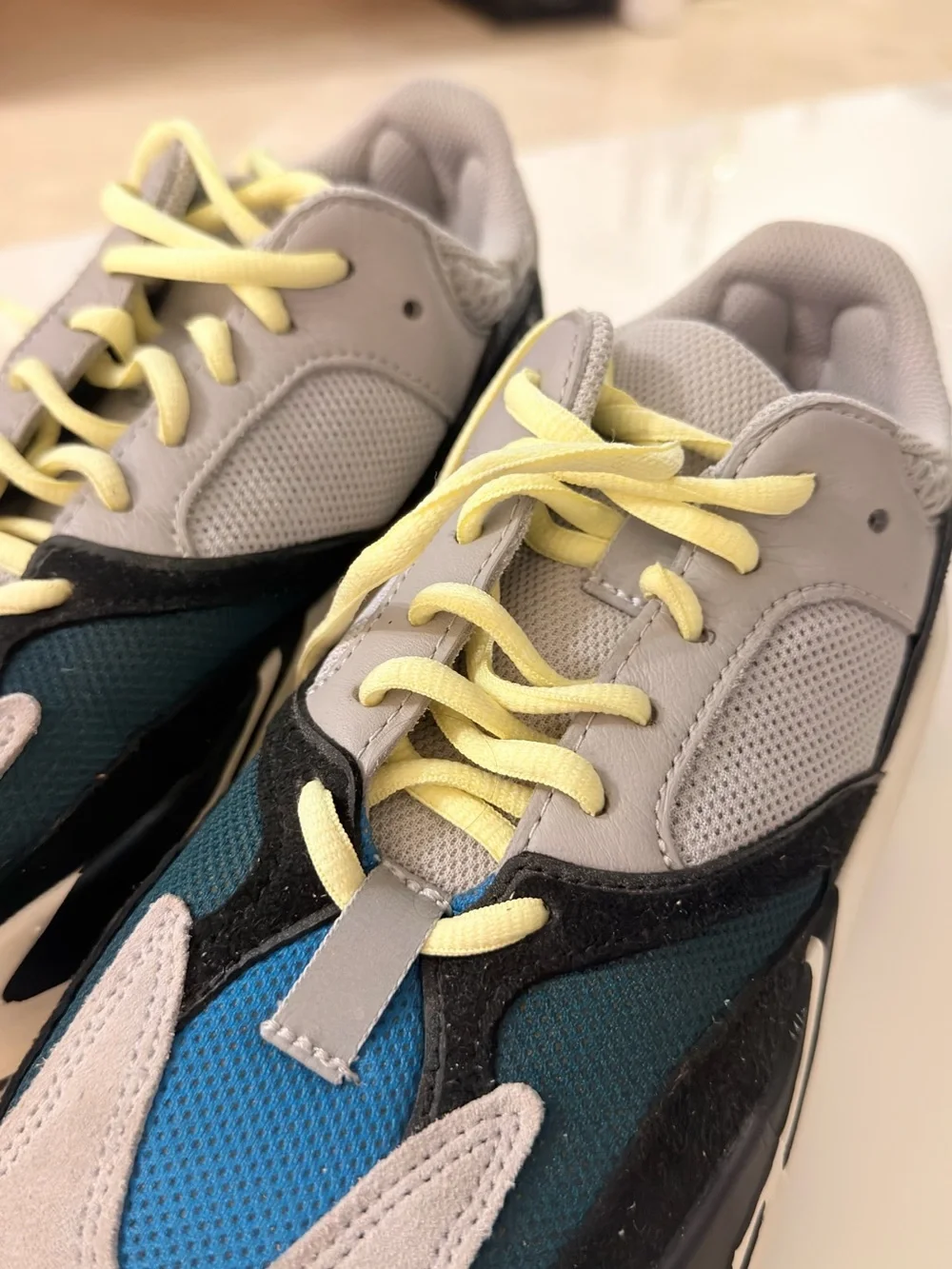 Authentic Adidas Yeezy Boost 700 Wave Runner – US 7